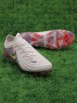 Nike Phantom GX II Elite FG Football Boots