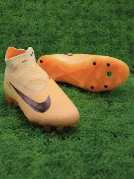 Nike Phantom GX Elite DF SG-PRO Anti-Clog Football Boots