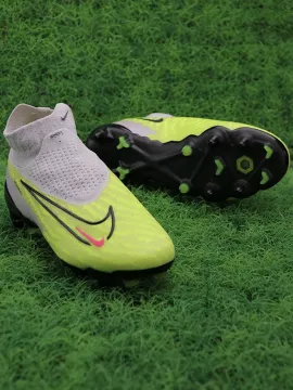 Nike Phantom GX Elite DF SG-PRO Anti-Clog Football Boots