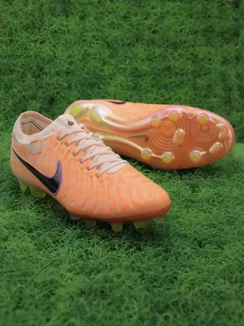 Nike Tiempo Legend 10 Elite FG Football Boots