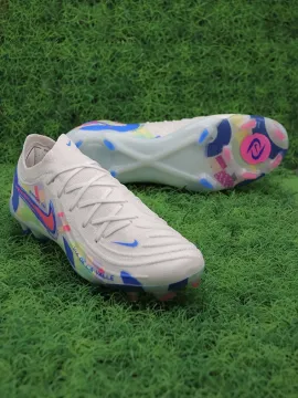 Nike Phantom GX 2 Elite SE FG Football Boots