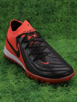 Nike Phantom GX II Elite TF Football Boots